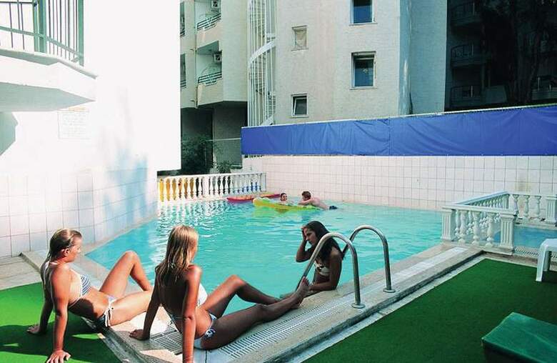 Hotel Yuvam