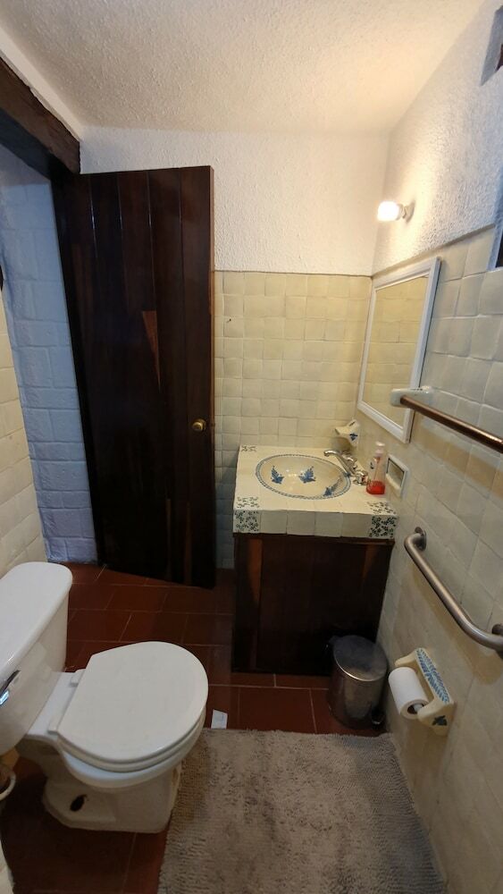 Hostal Mango Hostel