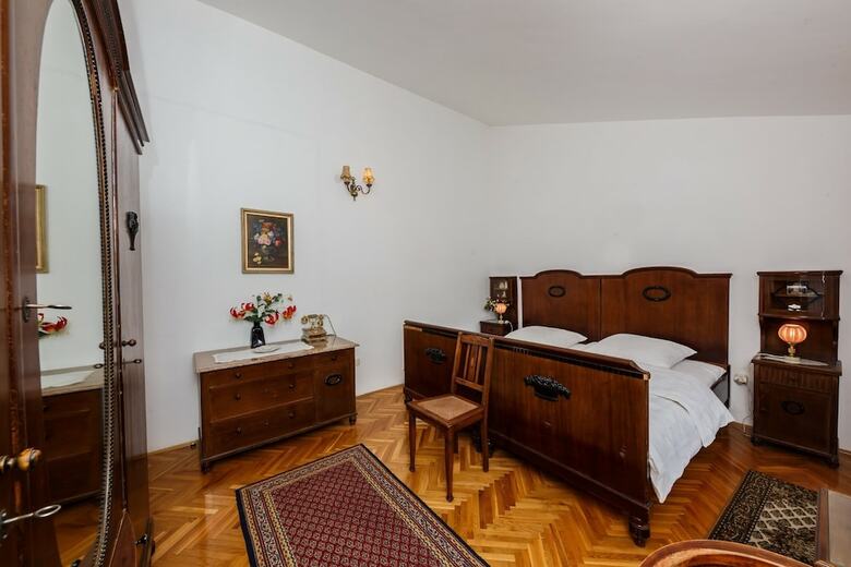 Apartments Bagic