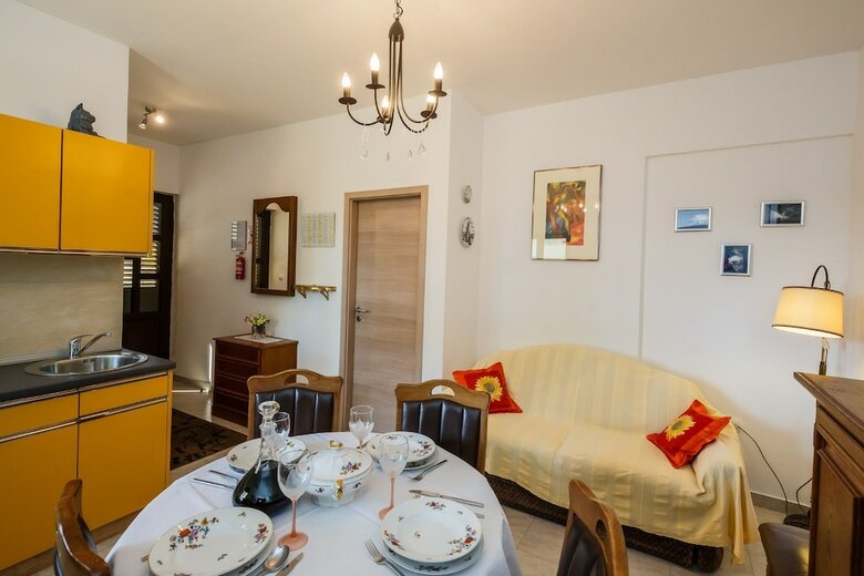 Apartments Bagic