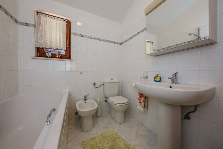 Apartments Bagic