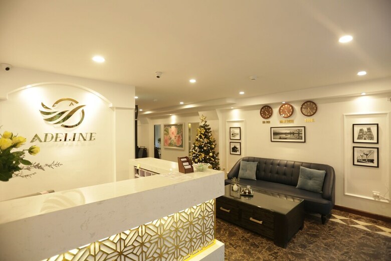 Adeline Hotel