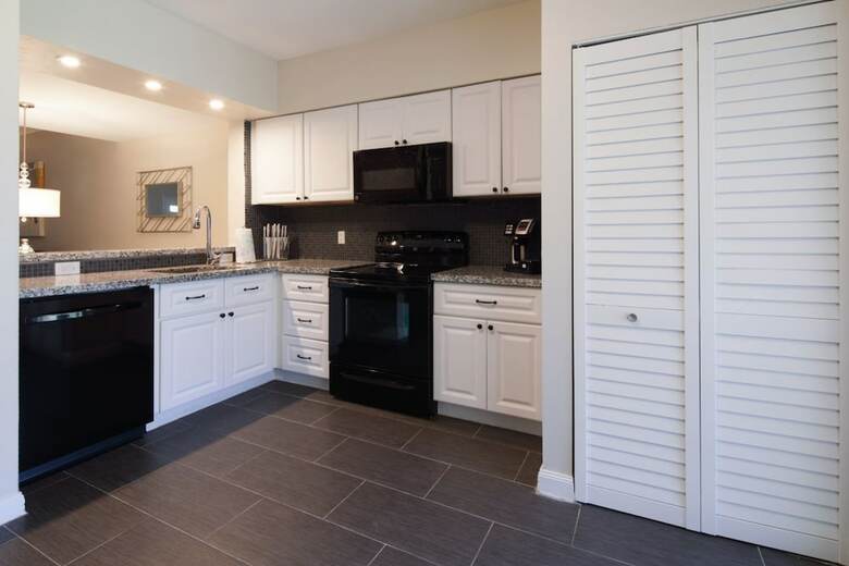 Weston Townhome 13