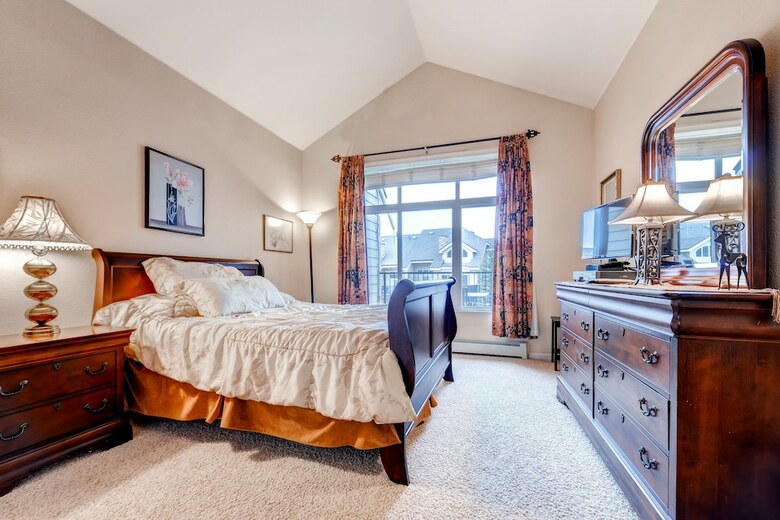Bay Club Town Homes By Crmr