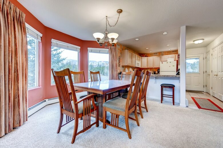 Bay Club Town Homes By Crmr