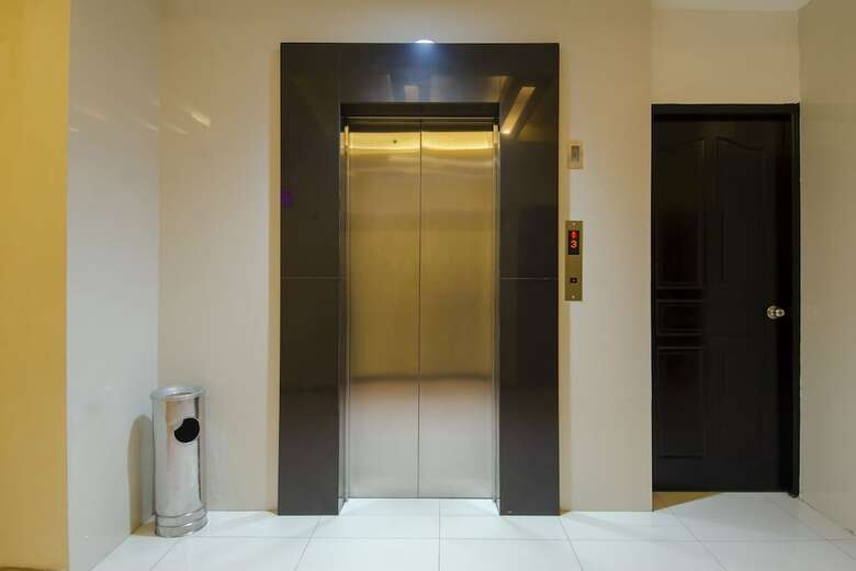 Oyo 865 Halim Hotel
