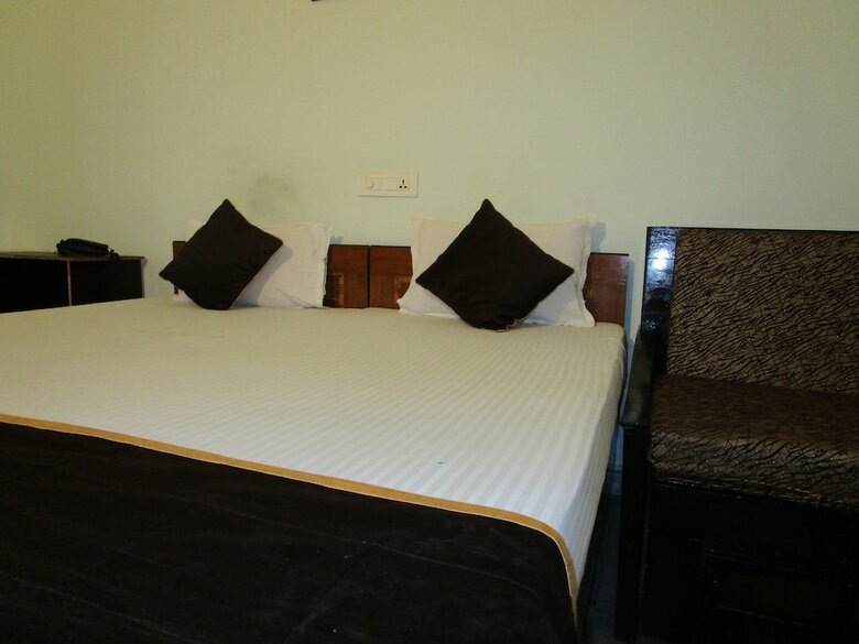 Hotel Kalpataru Guest House