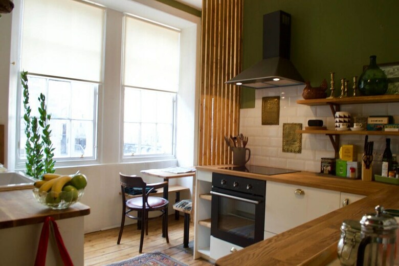 Old Town Gem - Apartment With Great City Views