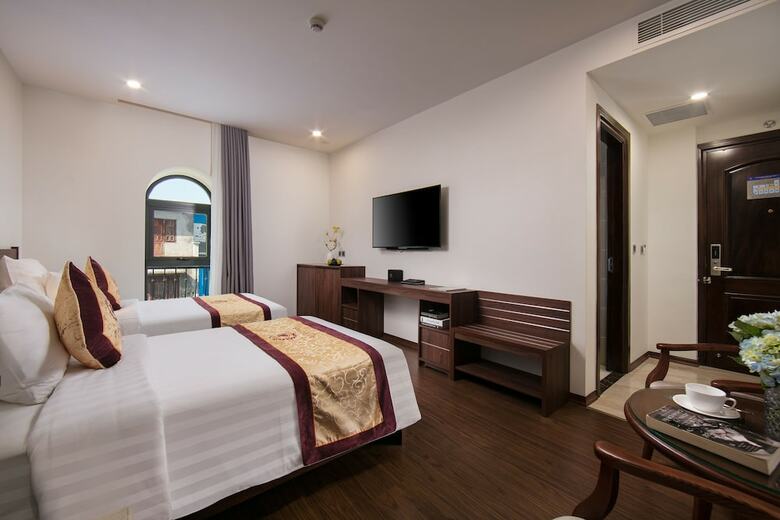 Halios Hotel Halong
