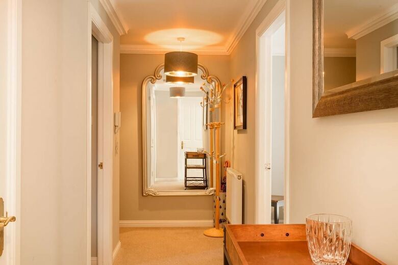 Apartamentos Gorgeous Stockbridge Apt With Underground Parking