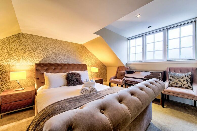 Apartamentos Charlotte Square City Centre Penthouse