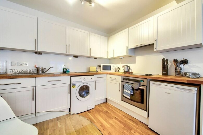 Stylish Central Apartment Near Royal Mile