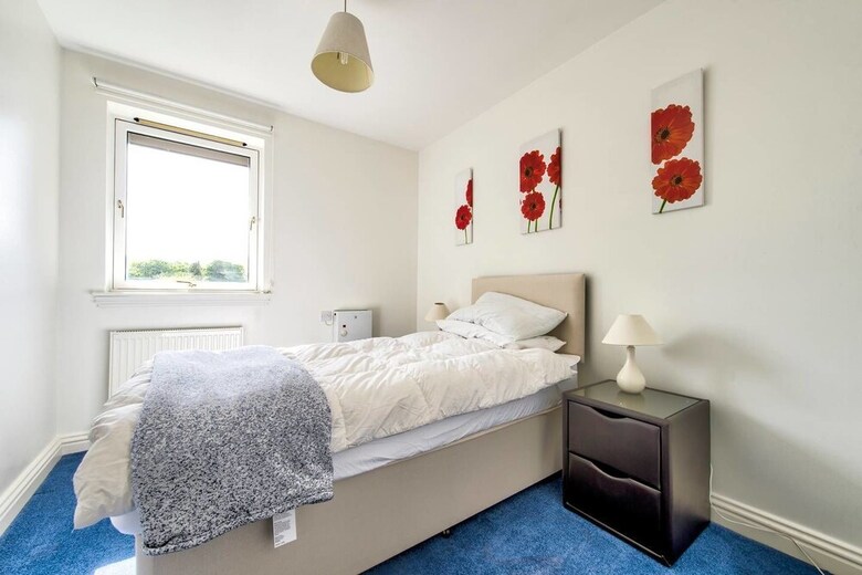 Cozy And Rustic 3bed/2bath Stockbridge Apartment With Free Parking