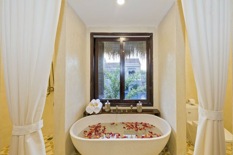 Hotel Zest Villas & Spa Hoi An