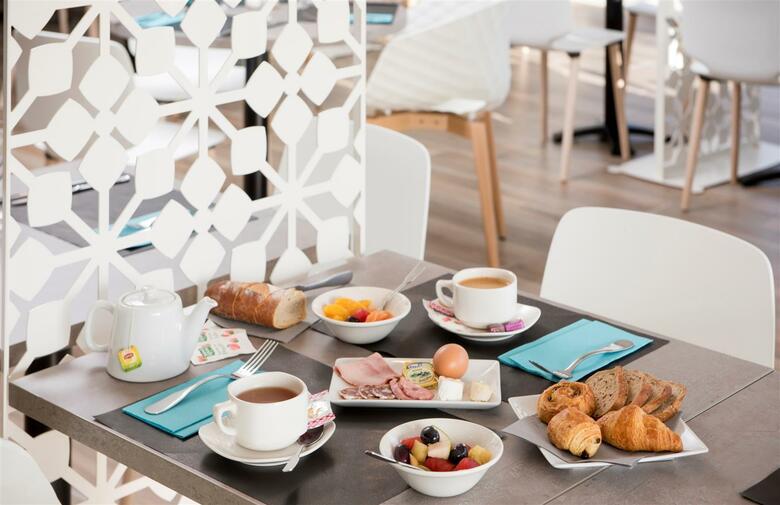 Kyriad Hotel Lyon Givors