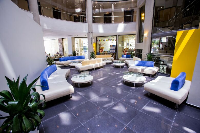 Smartline Meridian Hotel