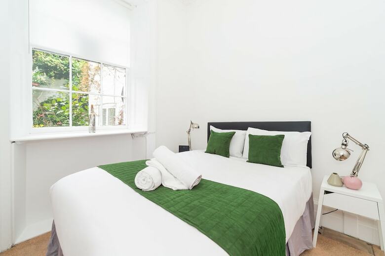 Pml Apartments Montpelier Street