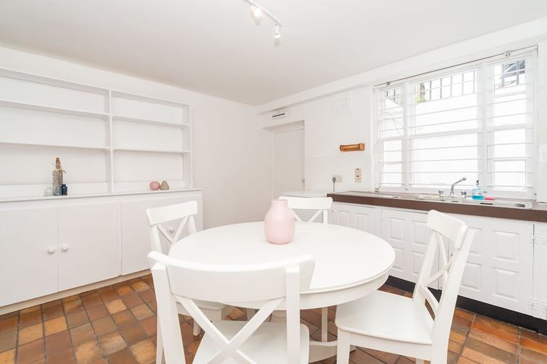 Pml Apartments Montpelier Street