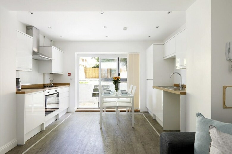 Apartamentos Modern Contemporary 2 Bed With Garden