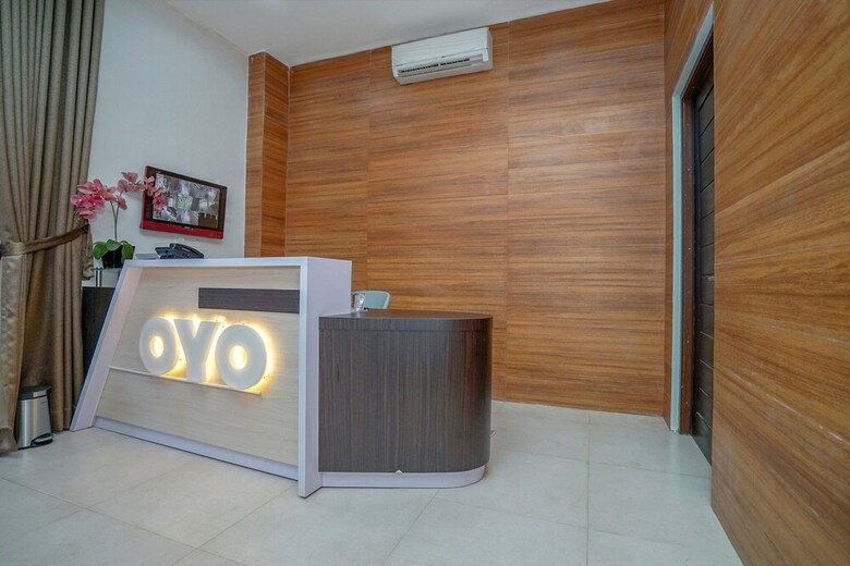 Hostal Oyo 932 Griya Mas Residence Syariah