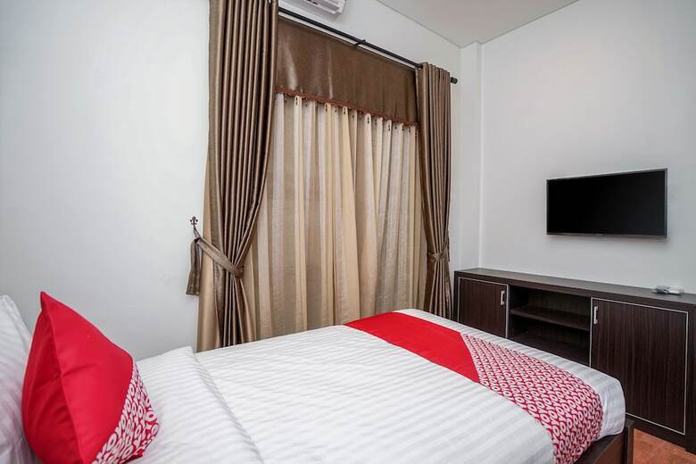 Hostal Oyo 932 Griya Mas Residence Syariah