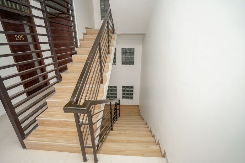 Hostal Oyo 932 Griya Mas Residence Syariah
