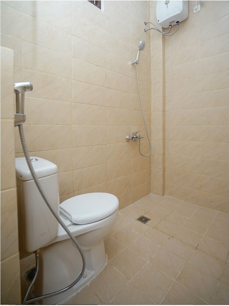 Hostal Oyo 932 Griya Mas Residence Syariah