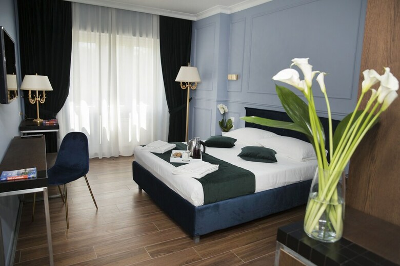 Bed & Breakfast Unicum Roma Suites