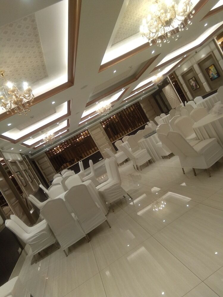 Hotel Aagaaz For Luxury Stay And Celebration