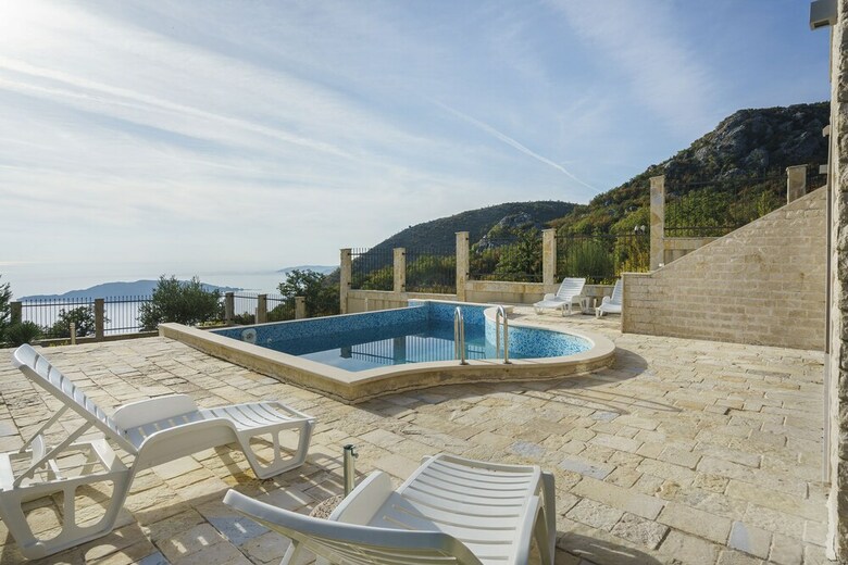 Villa Sunbreeze Delux Vilas