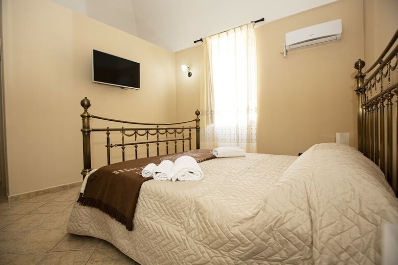 Real Corso B&B