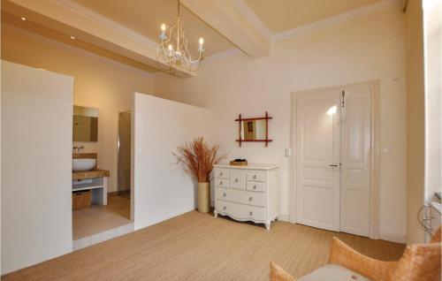 Holiday Home Thezan Les Corbieres 59