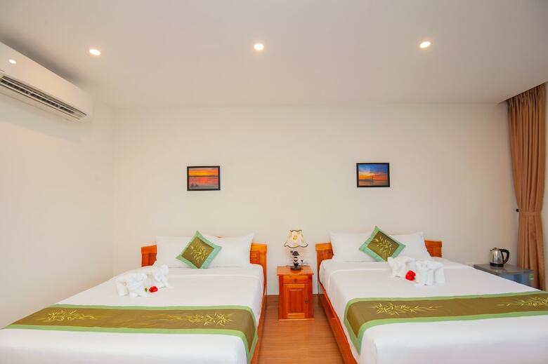 Hotel Riverside Sunset Homestay Hoi An