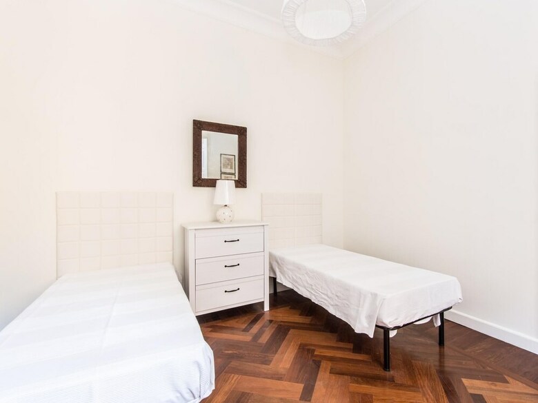 Rsh Luxury Vatican Four Bedroom Apartment