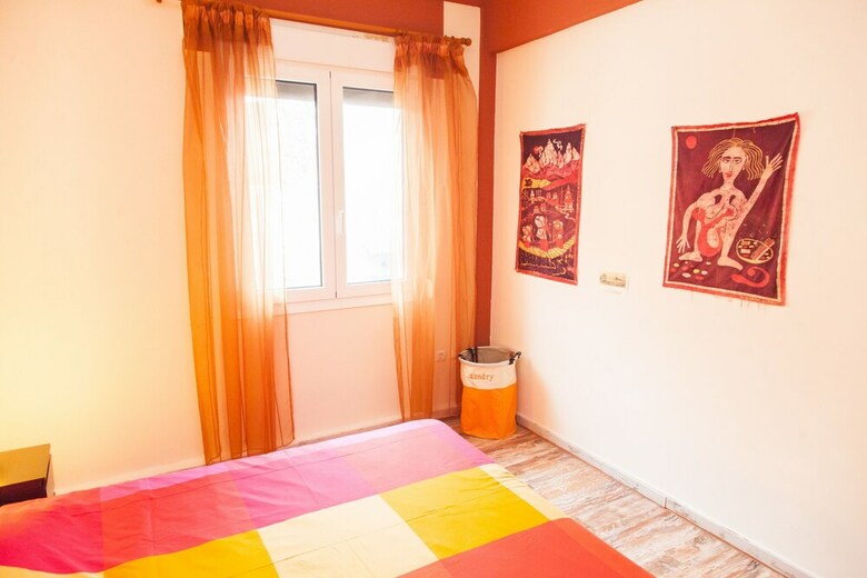 Beautiful Apartment Near Keramikossubway