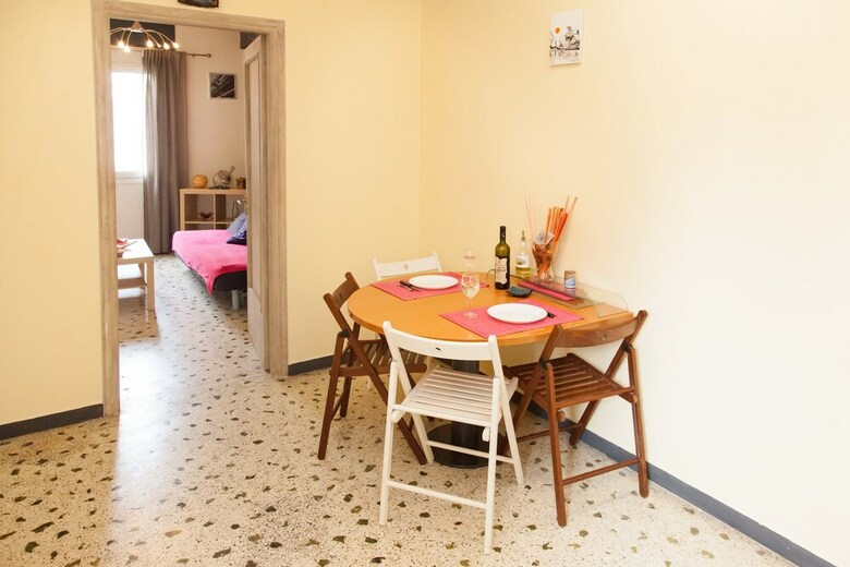 Beautiful Apartment Near Keramikossubway