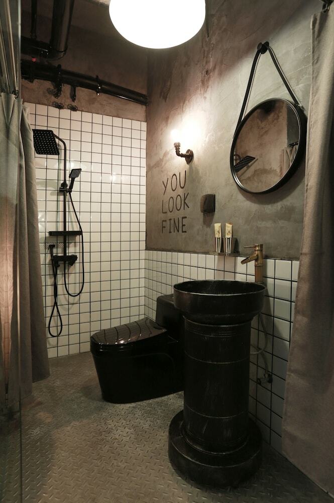 Black Gold Factory Boutique Design Hotel