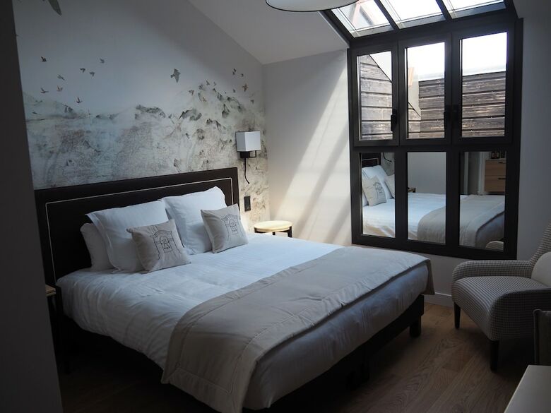 Hotel H�tel Coll�ge Des Doctrinaires