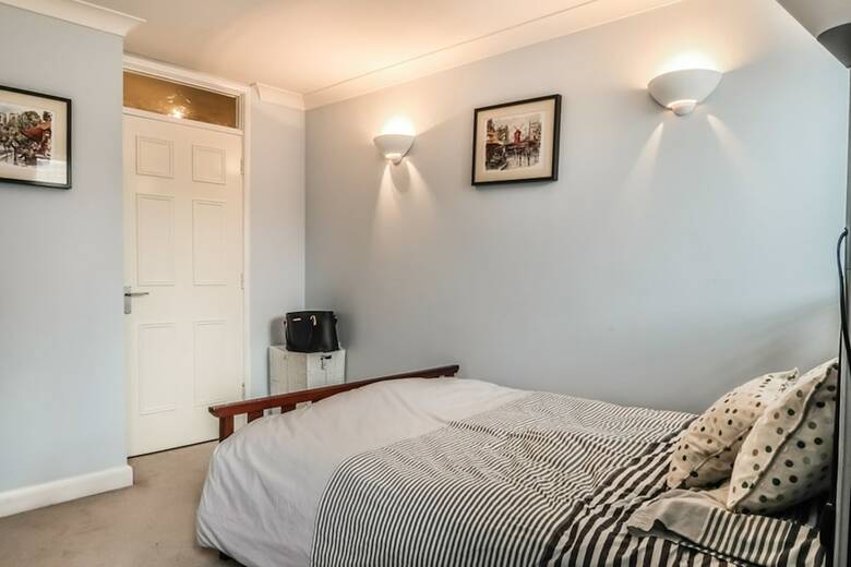 Apartamentos Metropolitan Close Deluxe Guest Room
