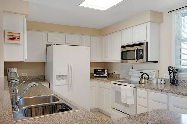 Santa Rosa Towers Unit 402 - Three Bedroom Condo