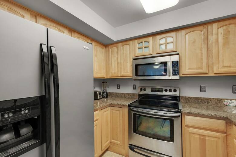 Regency Towers 702 West - Two Bedroom Condo