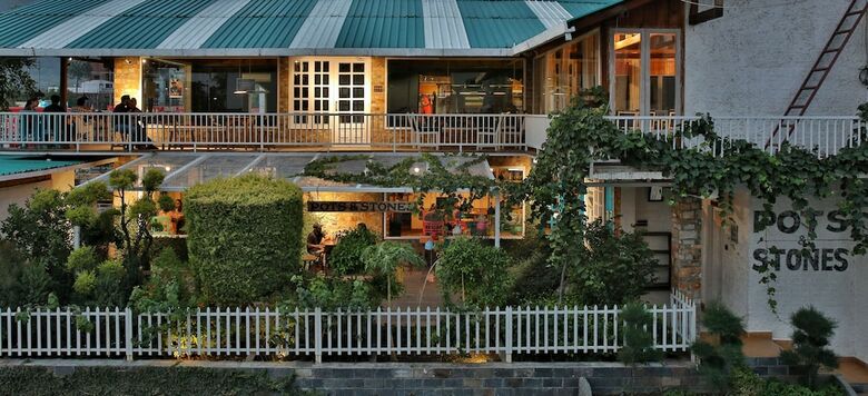 Hotel North House