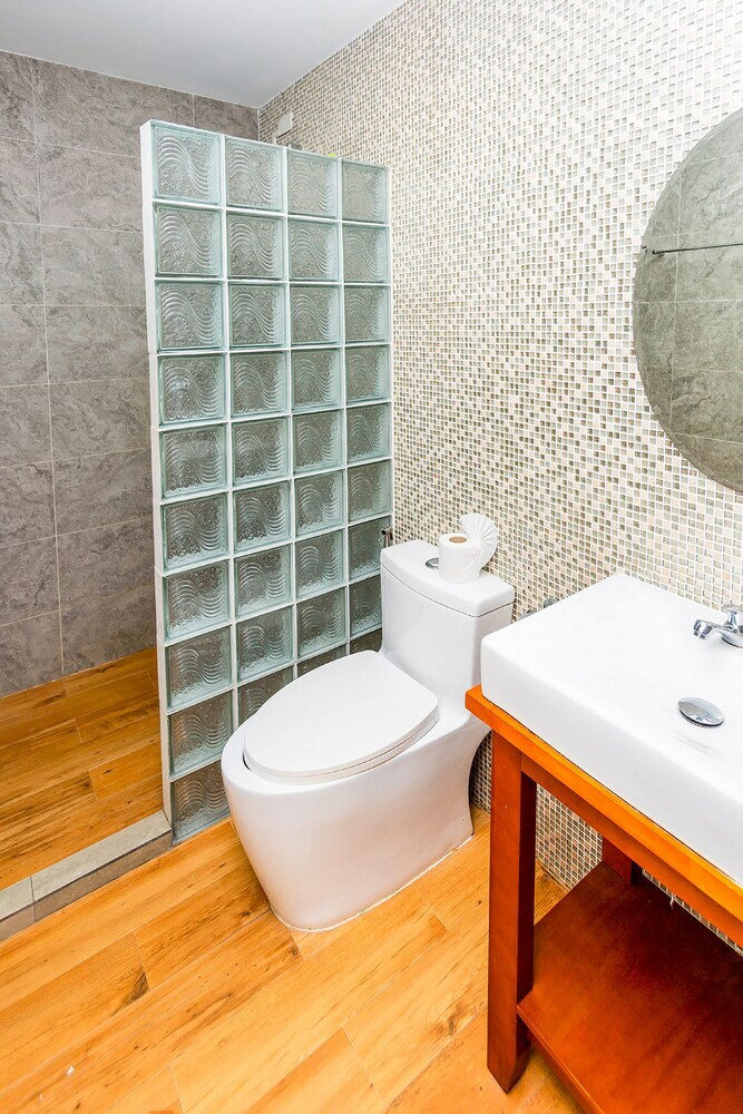 Oyo 472 Tang Cheng Holiday Hotel