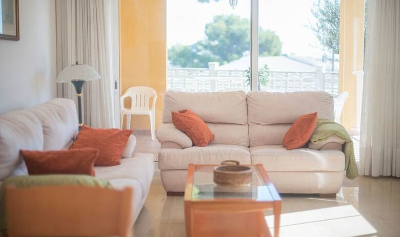 House Oliva 2 Km From The Beach (R76)