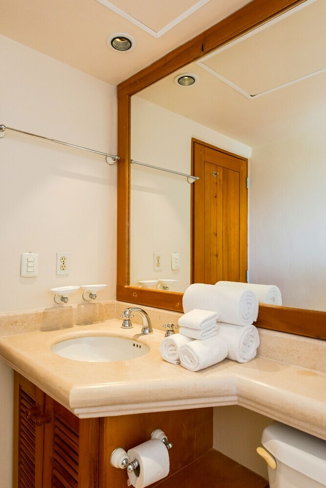 Rosa Del Desierto 3br Condo By Rmh