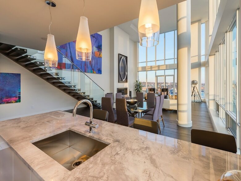 Simply Comfort. King's Wharf Apartments