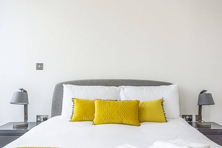 Stunning Brand New Westminster Apartment