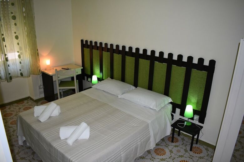 Posada Hotel White Beach Ancora