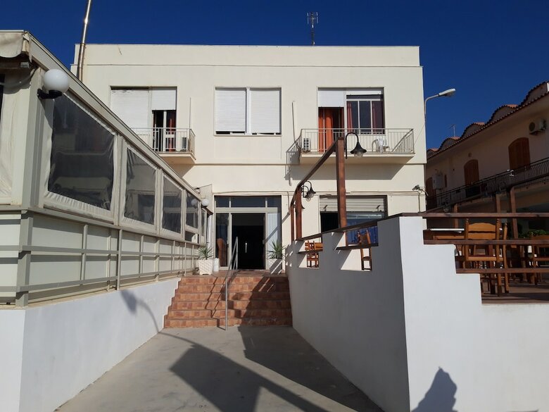 Posada Hotel White Beach Ancora
