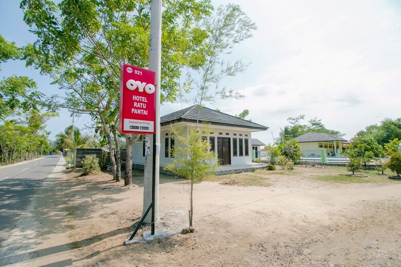Oyo 921 Hotel Ratu Pantai